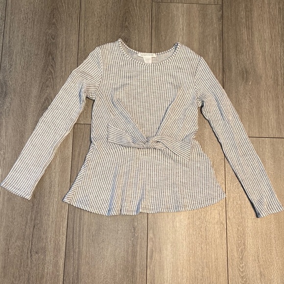 Caution to the Wind Girls peplum like with front tie. Fits 6y girls - Picture 4 of 5